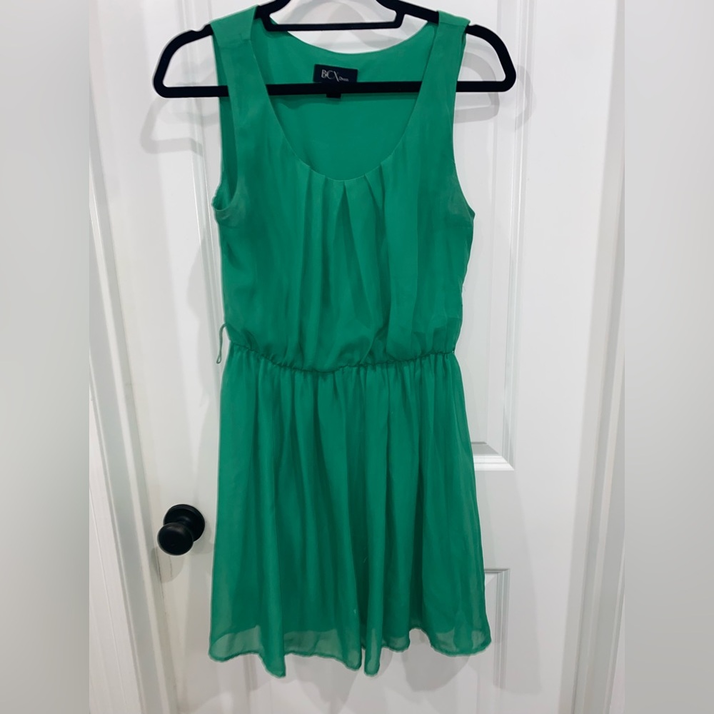 Green knee length dress